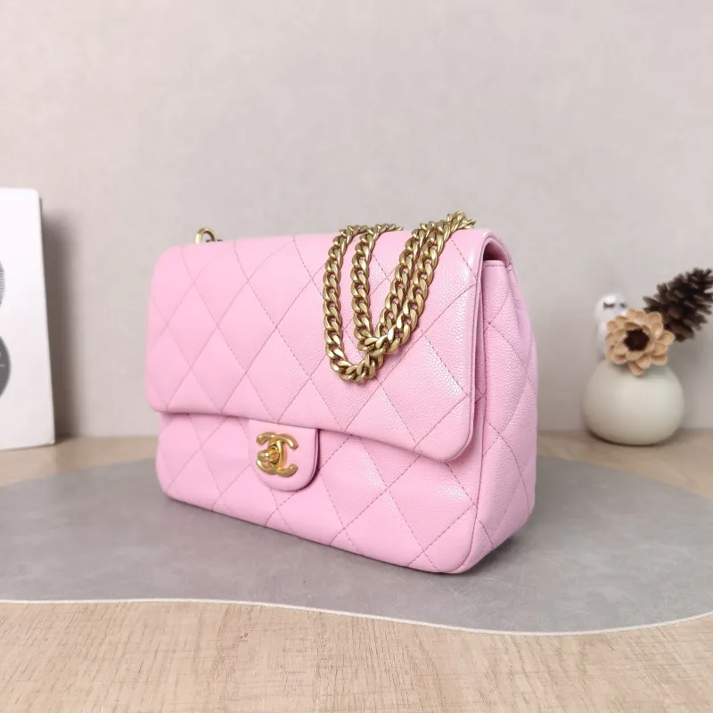 Chanel Crossbody Bag Pink Grained Calfskin One Size 24 × 8 × 17 cm — cover view 3 of 5