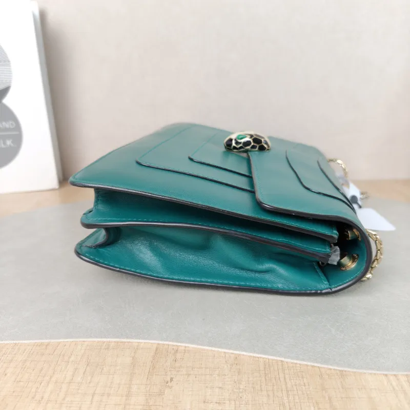 Bvlgari Crossbody Bag Serpenti Forever Collection Crossbody Bag Green Calfskin Medium 28 × 7.5 × 19 cm — detail view 9 of 14