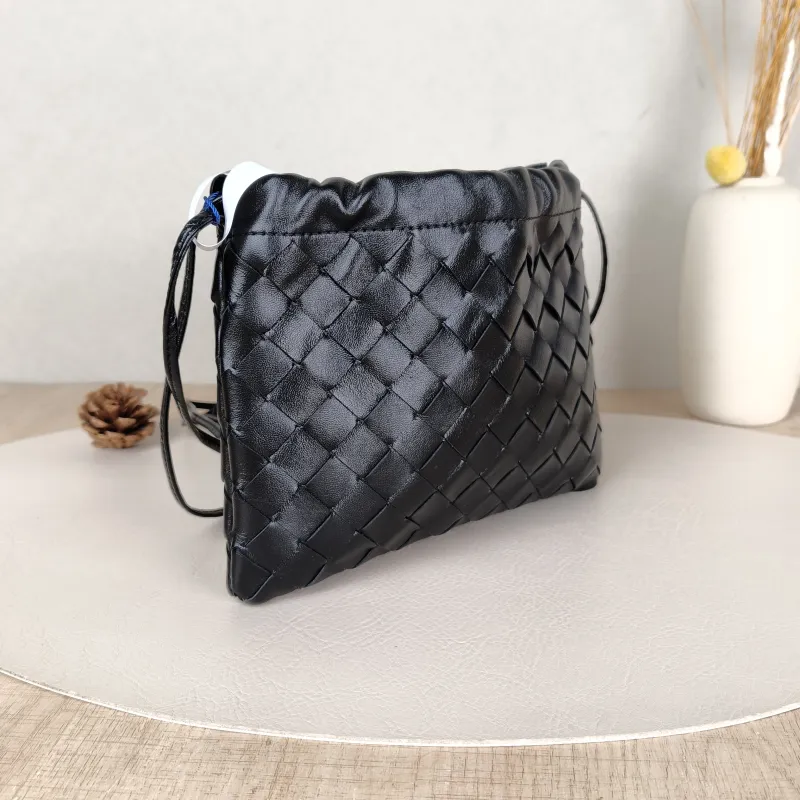 Bottega Veneta Shoulder Crossbody Bag Black Lambskin One Size20.5*15.5 — cover view 2 of 5