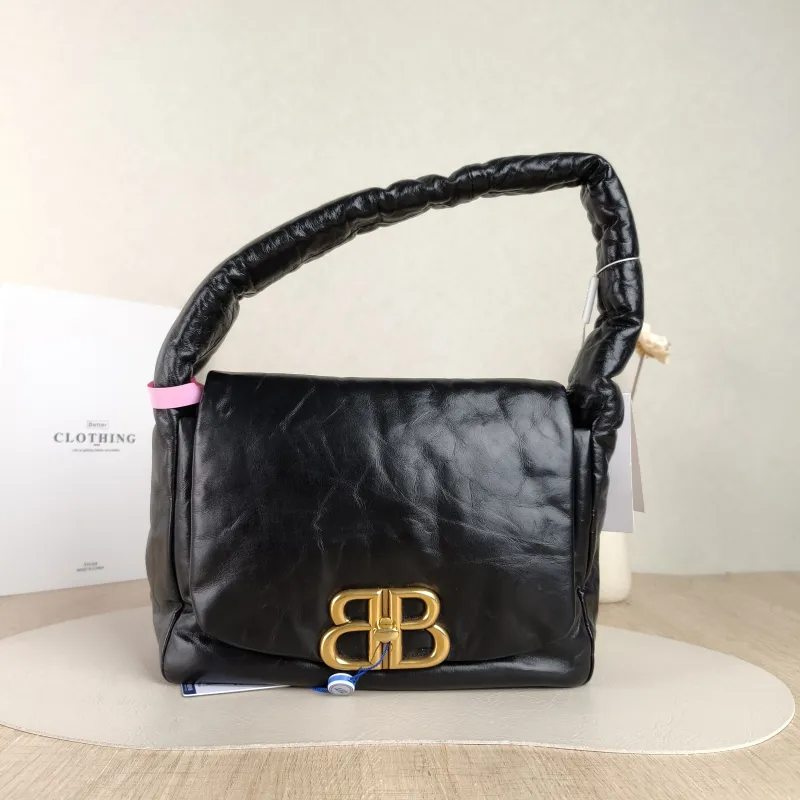 BALENCIAGA Shoulder Bag Shoulder Bag Black with Gold-Tone Hardware Calfskin One Size 25 × 9 × 19 cm