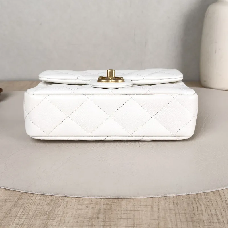 Chanel Crossbody Bag White Grained Calfskin 18 × 5 × 12 cm — cover view 5 of 5