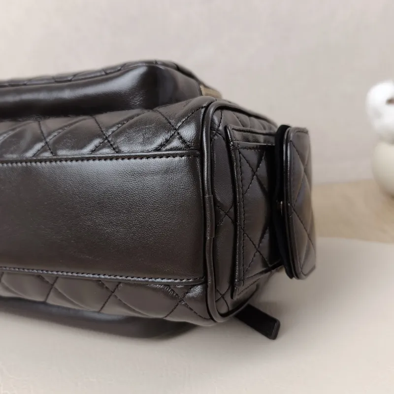 Chanel Crossbody Bag24k Camera Bag Lambskin One Size24 × 17 × 18 cm — cover view 5 of 10