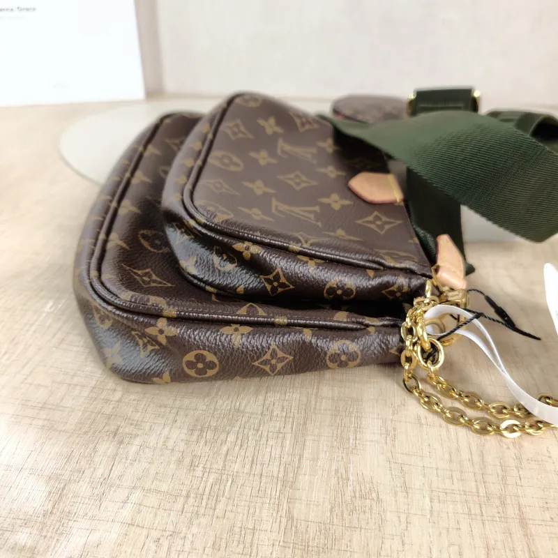 Louis Vuitton Crossbody Bag Multi Pochette Accessoires Shoulder Strap PVC Small 24 × 4 × 13.5 cm — detail view 9 of 10