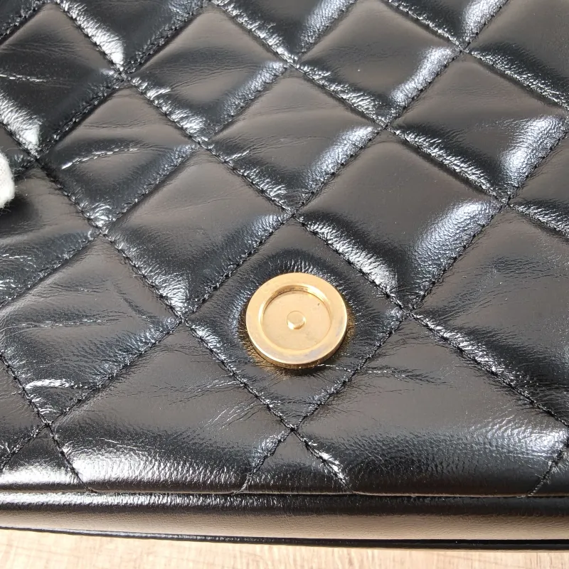 Chanel Crossbody Bag Edition c logo Black Waxed Leather One Size22 × 7 × 16 cm — detail view 14 of 17