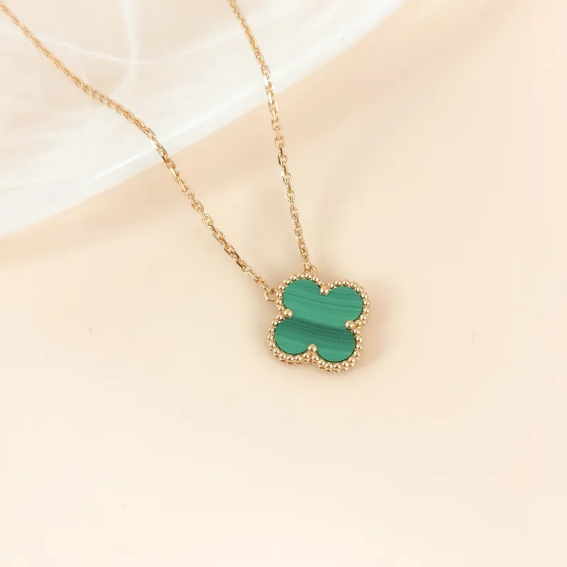 Van Cleef & Arpels Necklace Alhambra Alhambra Collection Yellow Gold 18KY ellow Gold Malachite Vintage Small 42cm — cover view 3 of 10