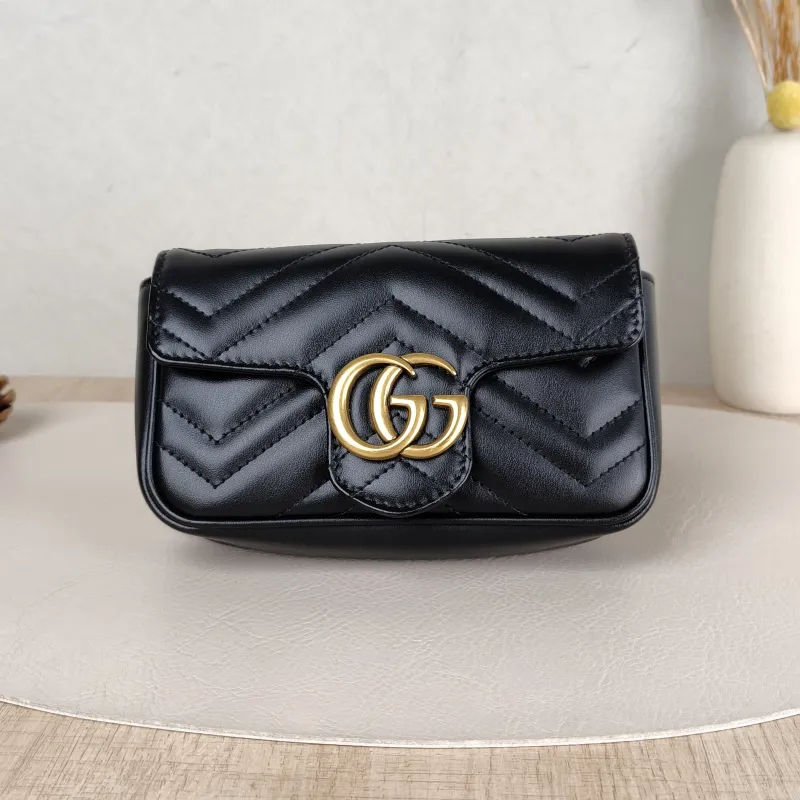GUCCI Crossbody Bag GG Marmont Mini Marmont Mini Black Calfskin Mini 16.5 × 4.5 × 9.5 cm