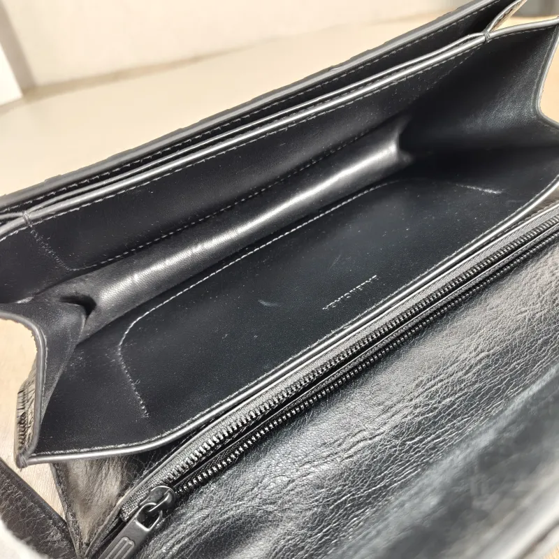 BALENCIAGA Shoulder Bag GOSSIP Black CC alfskin Small 23.5 × 10.5 × 12.5 cm — detail view 10 of 12