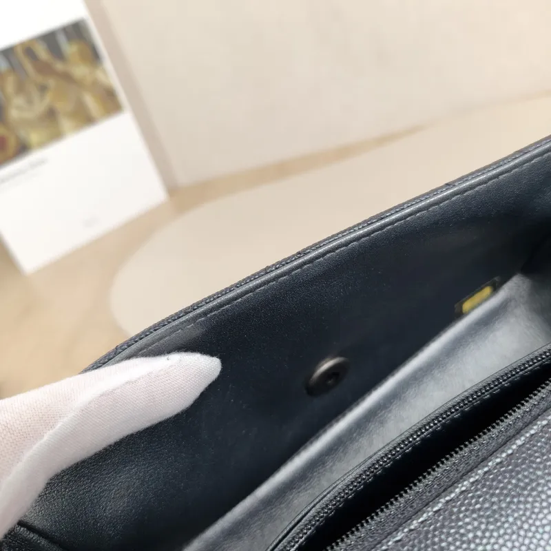 Chanel Crossbody Bag Classic Flap Large Mini CF Mini Black V Grained Calfskin mini20 × 6 × 12 cm — detail view 3 of 14