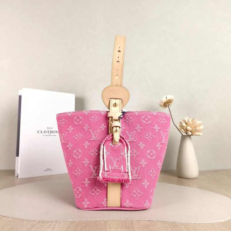 Louis Vuitton Top Handle Bag ALL IN BB BB 16 × 12 × 18 cm