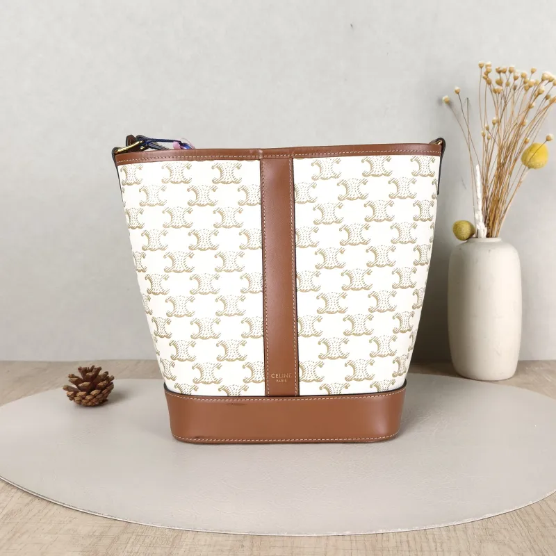 CELINE Crossbody Bag Triomphe Bucket Bag White PVC Small22 × 13 × 26 cm