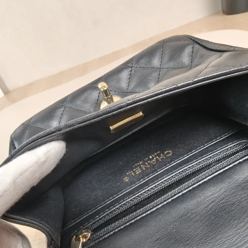 Chanel Crossbody Bag Classic Flap Mini CF Mini Black SL ambskinmini17 × 8 × 13.5 cm — detail view 12 of 15