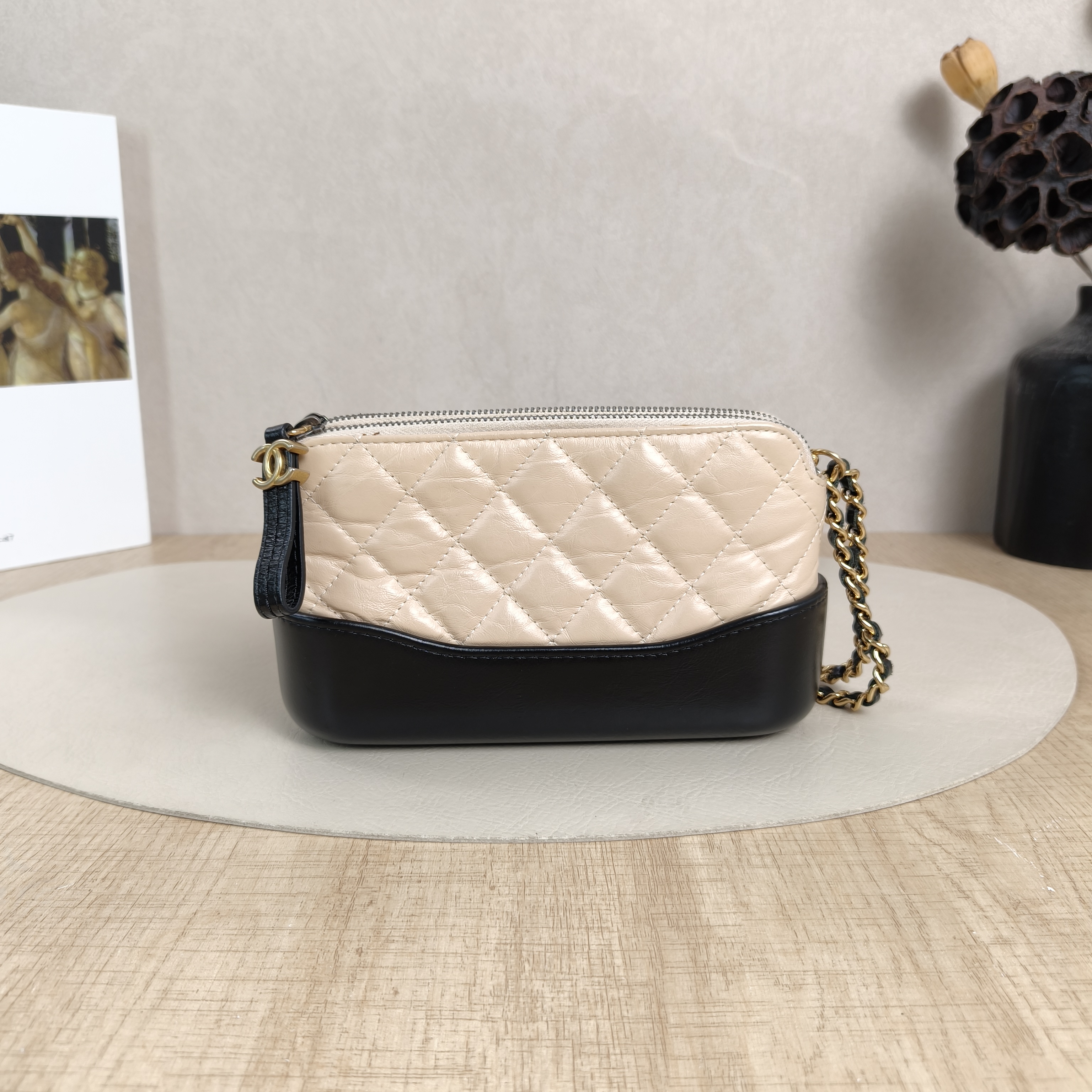 Chanel Crossbody Bag Gabrielle Gabrielle Bag Beige Black Calfskinmini19 × 4 × 10 cm