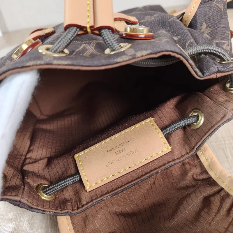 Louis Vuitton Backpack Backpack Monogram Nylon One Size 21 × 8 × 17 cm — detail view 3 of 12