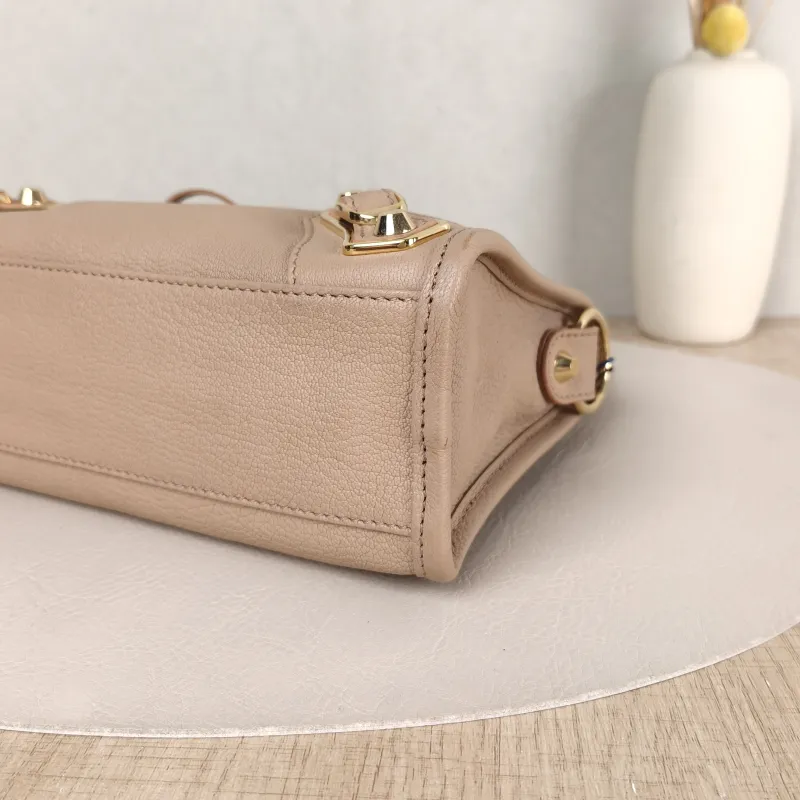 BALENCIAGA Crossbody Bag Classic City Pink Calfskin Mini 24 × 10 × 16 cm — detail view 4 of 11
