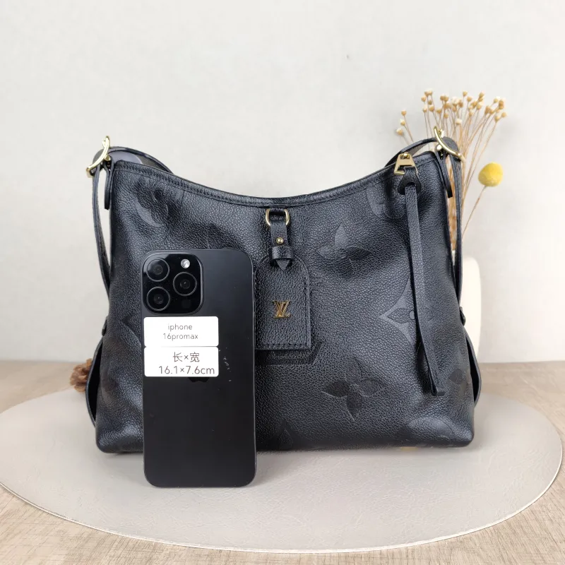 Louis Vuitton Crossbody Bag Carryall Black Calfskin Small29.5 × 12 × 24 cm — cover view 3 of 5