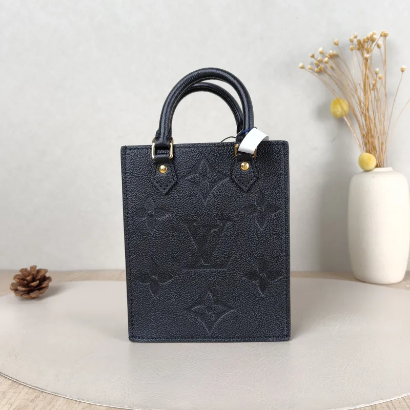 Louis Vuitton Crossbody Bag PETIT SAC PLAT Mini Black Calfskin Mini 14 × 5 × 17 cm