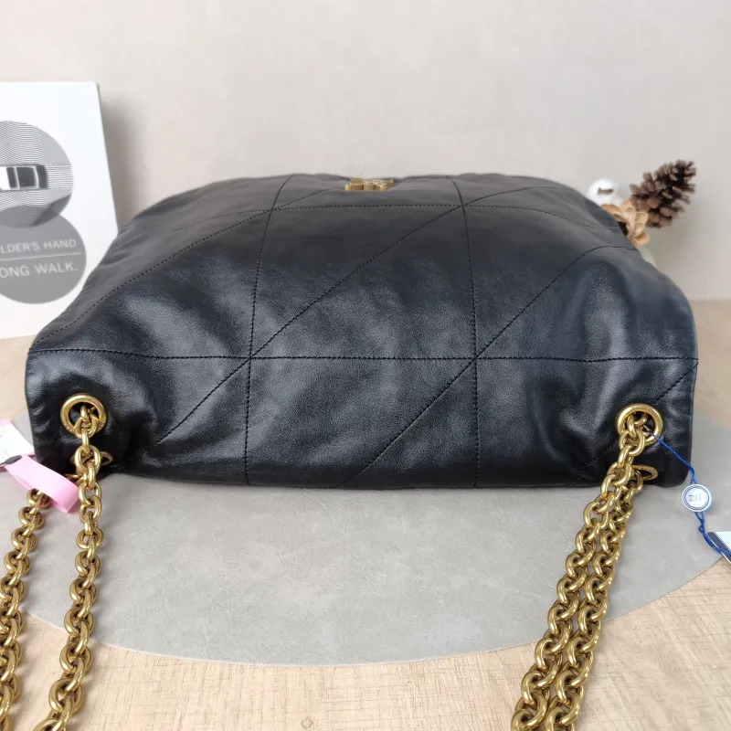 SAINT LAURENT Crossbody Bag Jamie 4.3 Chain Bag Black SL ambskin Large43 × 9 × 29 cm — detail view 4 of 16