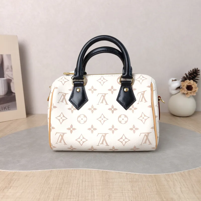 Louis Vuitton Shoulder Bag Speedy20 · Black PVC One Size 20 × 12.5 × 15 cm — cover view 5 of 6