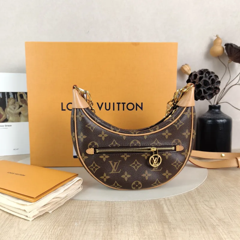 Louis Vuitton Crossbody Bag Loop Monogram PVC Small23 × 6 × 13 cm — cover view 3 of 6