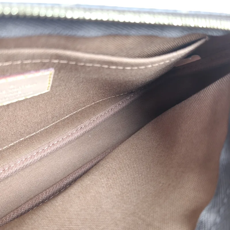 Louis Vuitton Crossbody Bag Multi Pochette Accessoires Shoulder Strap PVC Small 24 × 4 × 13.5 cm — detail view 9 of 10
