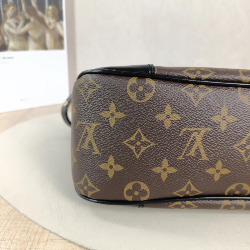 Louis Vuitton Crossbody Bag Boulogne PVC Small 26 × 9.5 × 16 cm — detail view 1 of 9