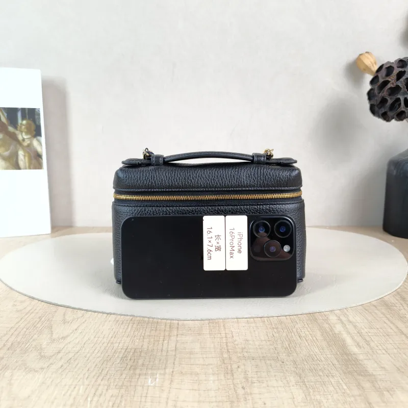 Chanel Crossbody Bag lp Box Bag Top Handle Crossbody Bag Black Calfskin One Size 19.5 × 5 × 17 cm — cover view 6 of 6