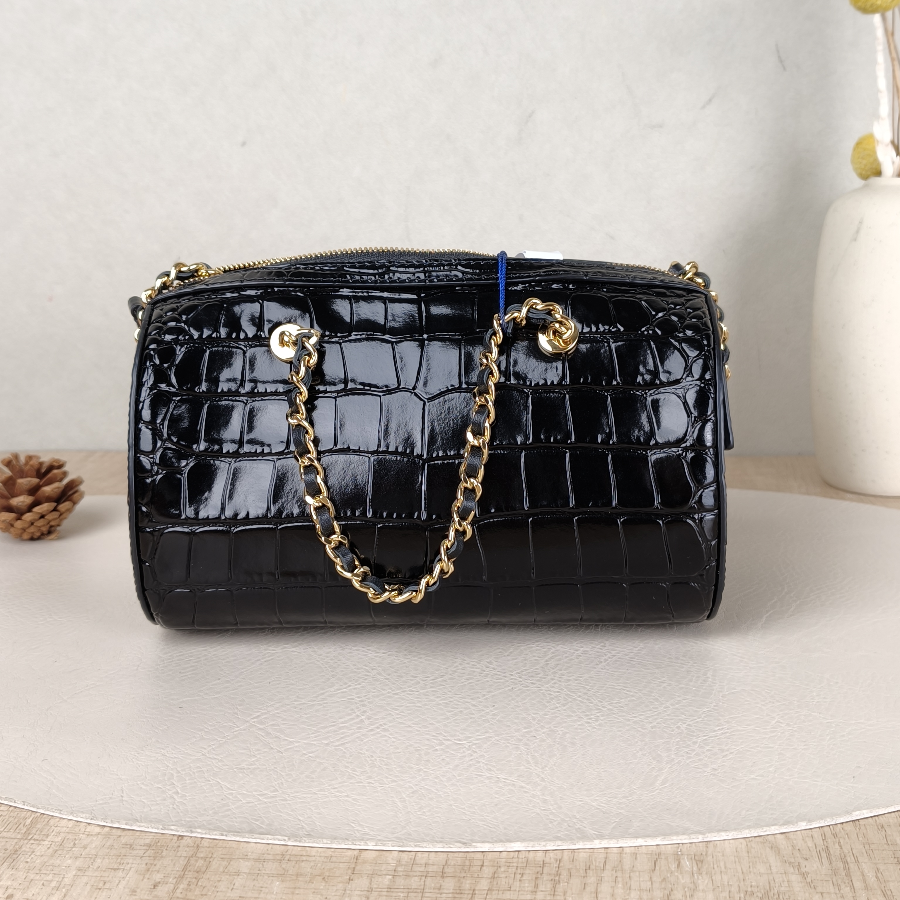Chanel Crossbody Bag26a Crossbody Bag Black Calfskinmini19 × 11 × 11 cm — cover view 5 of 6