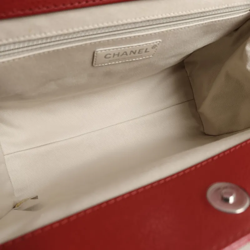 Chanel Shoulder Bag Tote Bag Red Grained Calfskin One Size 30 × 11 × 20 cm 17 — detail view 8 of 13