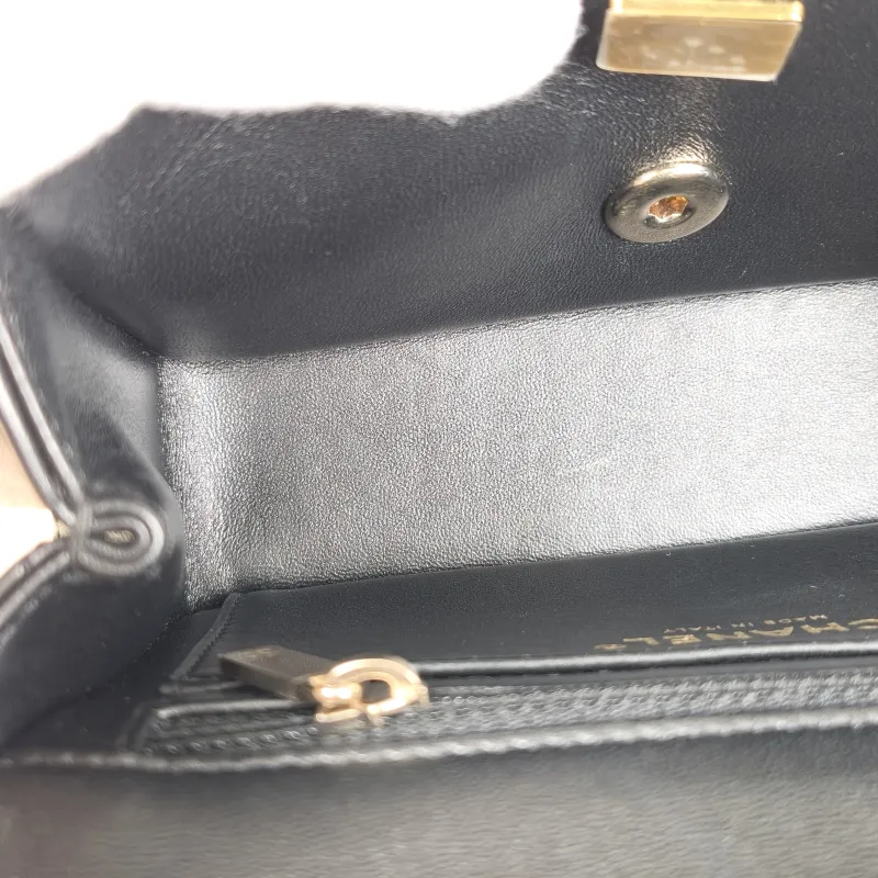 Chanel Crossbody Bag mini Black SL ambskin mini 18 × 7 × 12 cm — detail view 8 of 15