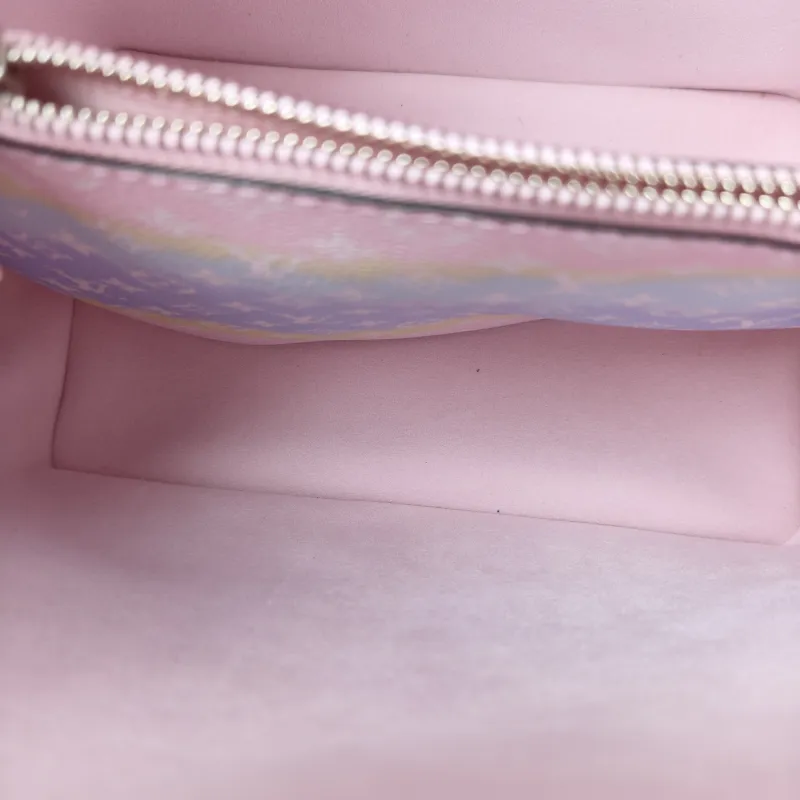 Louis Vuitton Shoulder Bag NÉONOÉ Bucket Bag PVC Medium 26 × 17.5 × 26 cm — detail view 2 of 9