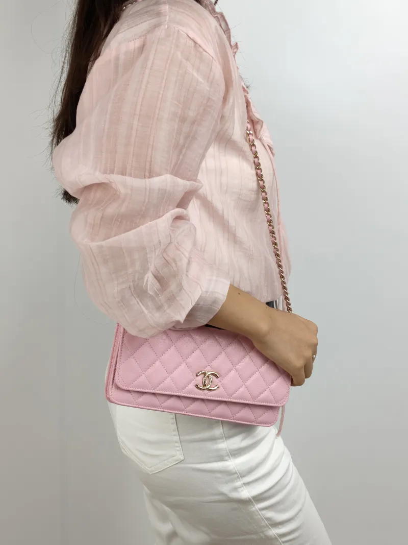 Chanel Shoulder Bag Baguette Bag Pink Calfskin One Size 22 × 3 × 10.5 cm — on-model view 2 of 2