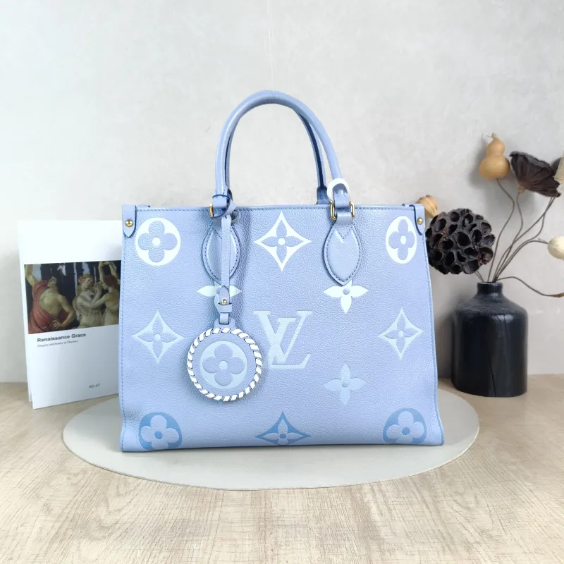Louis Vuitton Shoulder Bag Onthego Medium Blue Monogram Empreinte Embossed Calfskin Medium35 × 14 × 27 cm