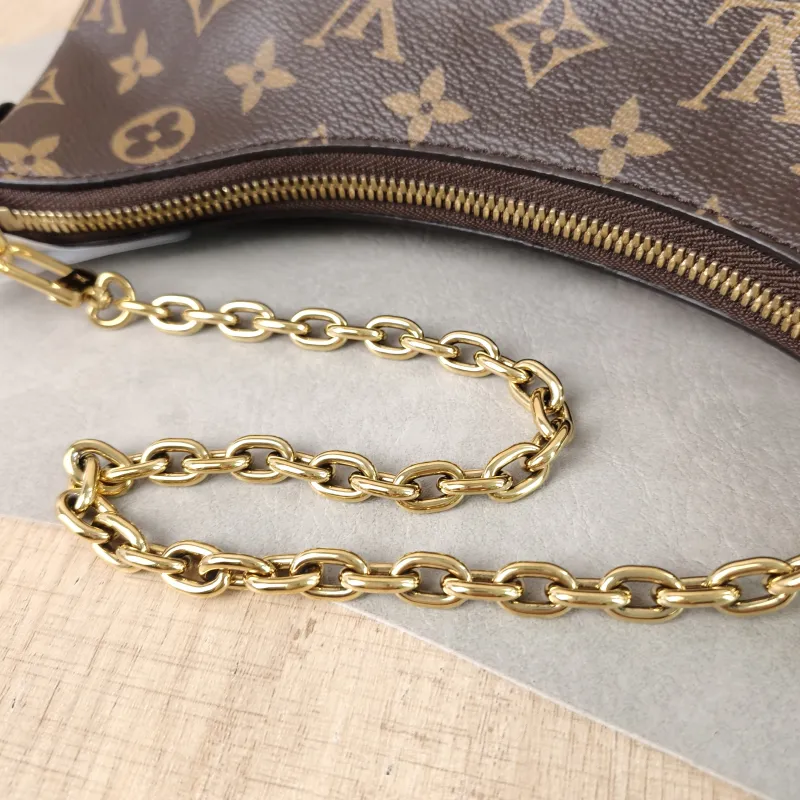 Louis Vuitton Crossbody Bag Boulogne PVC Small 26 × 9.5 × 16 cm — detail view 11 of 15