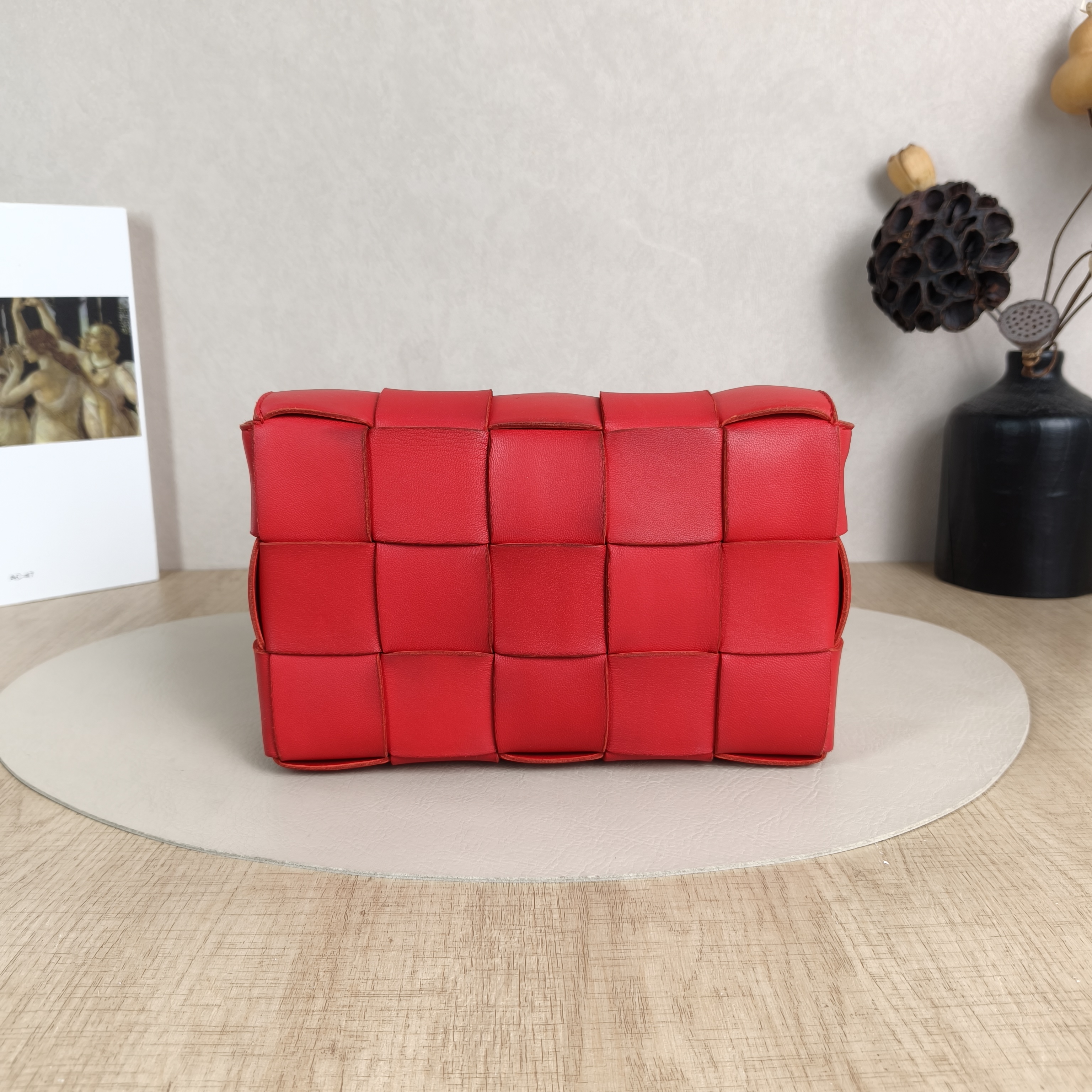 Bottega Veneta Crossbody Bag Cassette Woven Red Lambskin One Size23 × 4.5 × 14 cm — cover view 5 of 5