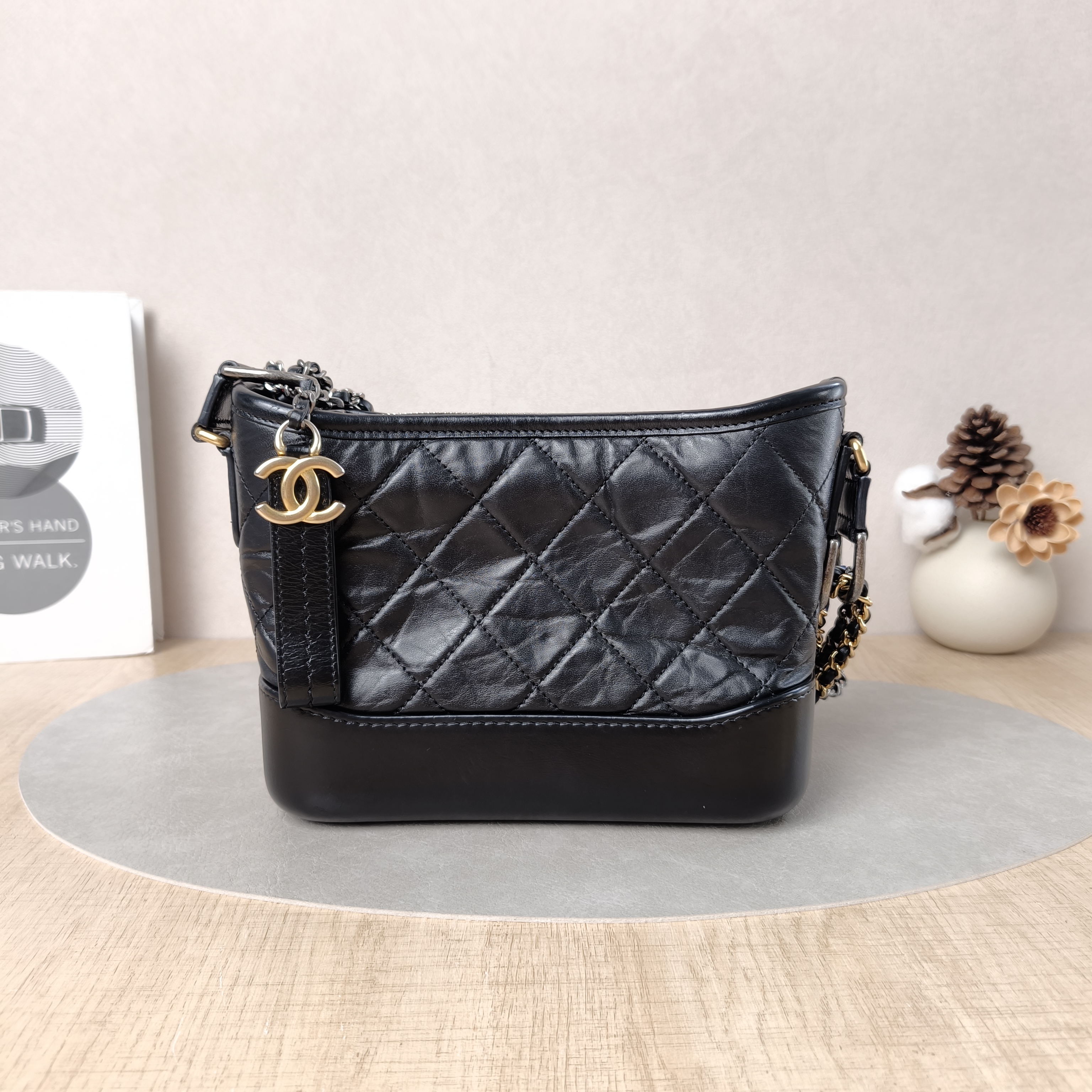 Chanel Crossbody Bag Gabrielle Gabrielle Bag Black CC alfskin Small20 × 8 × 15 cm