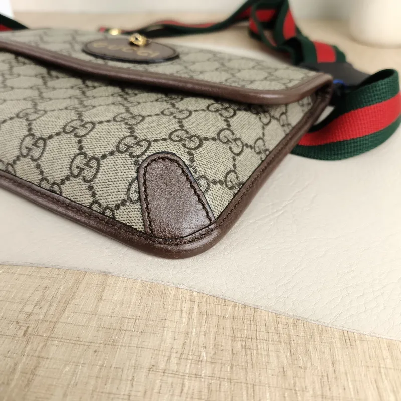 GUCCI Crossbody Bag Neo Vintage Belt Bag Monogram PVC Medium24 × 4 × 17 cm — detail view 7 of 8