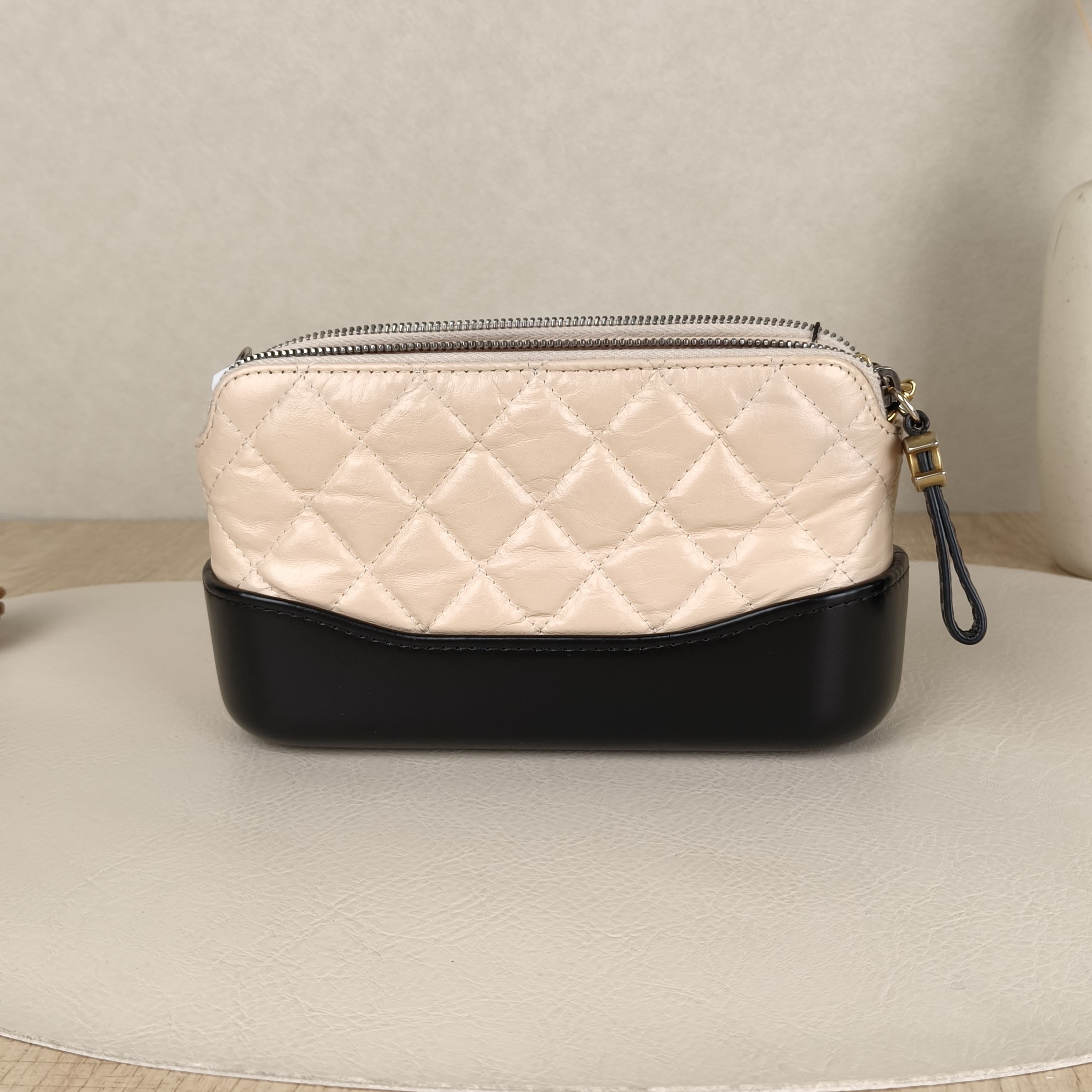 Chanel Crossbody Bag Gabrielle Gabrielle Bag Beige Calfskinmini19 × 4 × 10 cm