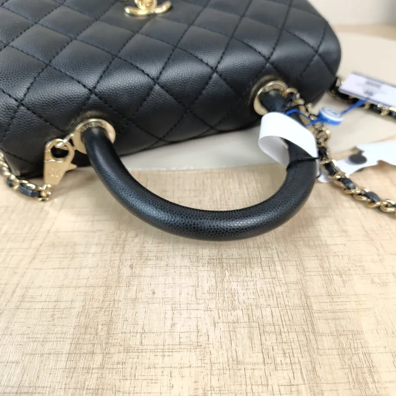 Chanel Top Handle Bag Coco Handle​Black Grained Calfskin Small24 × 10 × 14 cm — detail view 1 of 12