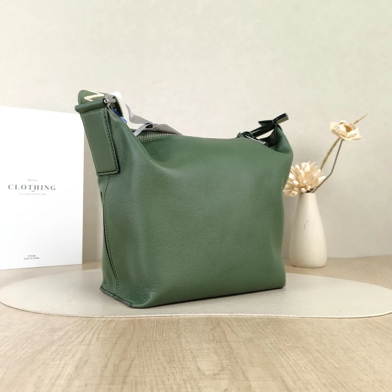 LOEWE Crossbody Bagcubi Crossbody Bag Green Calfskin Small20 × 11 × 15 cm — cover view 2 of 5