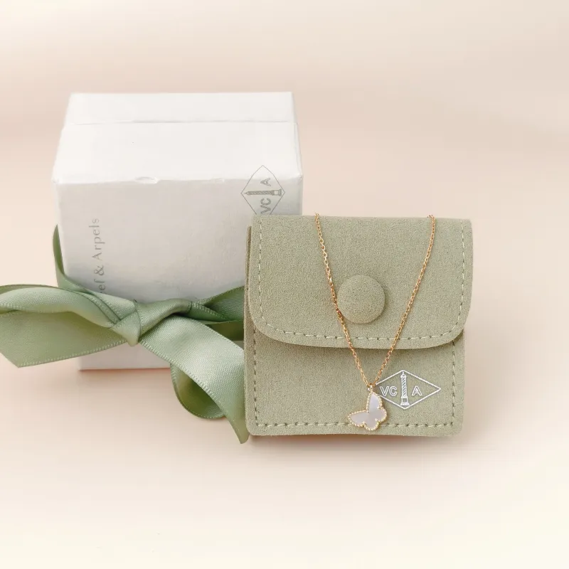 Van Cleef & Arpels Necklace Lucky Alhambra Necklace Pearl · White Mother-of-Pearl18KY ellow Gold One Size39cm — cover view 8 of 11