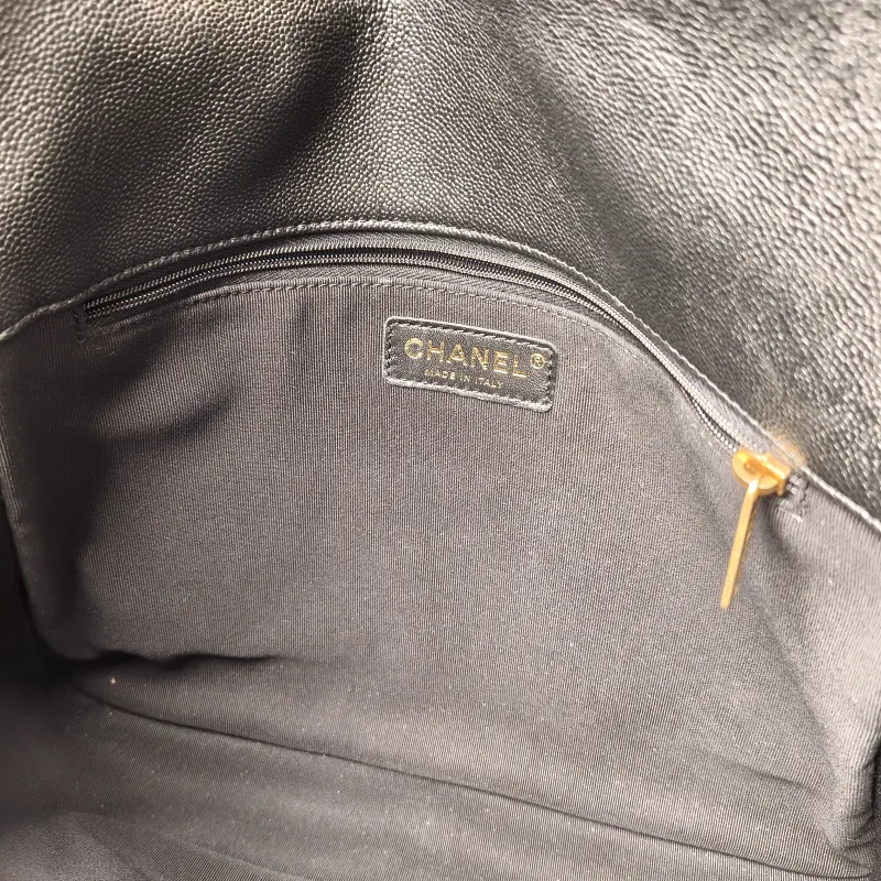 Chanel Shoulder Bag Supple Twins Hobo Black Grained Calfskin Large 30 × 5 × 21.5 cm — detail view 12 of 15