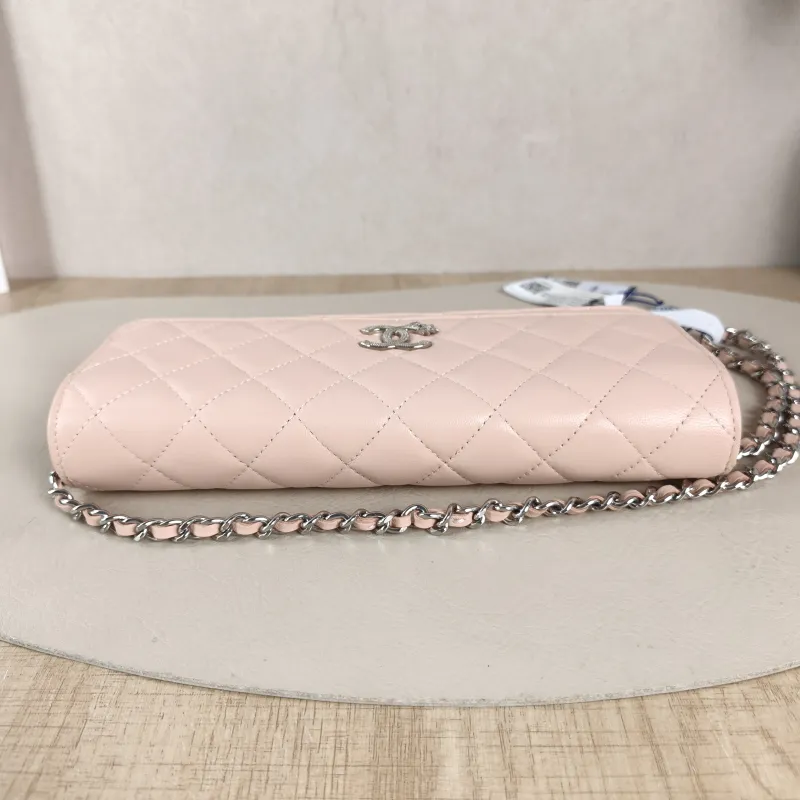Chanel Shoulder Bag WOC Pink Lambskin One Size 22 × 3 × 11 cm — detail view 11 of 12