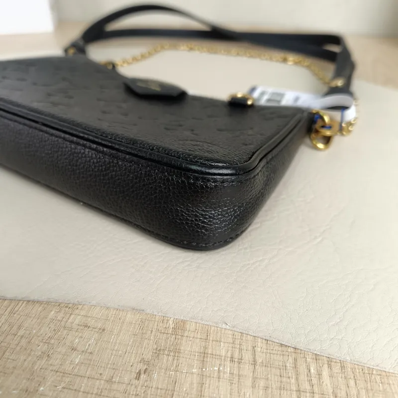 Louis Vuitton Crossbody Bag EASY POUCH ON STRAP Black Empreinte Embossed Calfskinmini19 × 3 × 11.5 cm — detail view 6 of 7