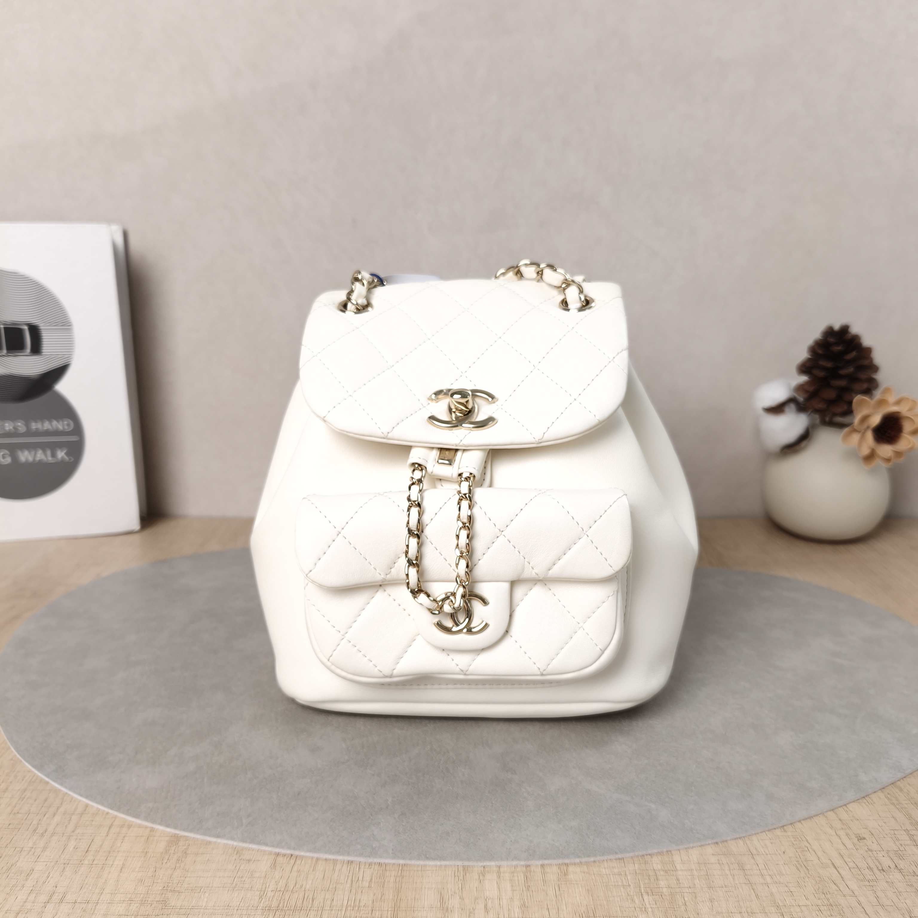 Chanel Backpack Duma White Calfskin Small18 × 12 × 18.5 cm