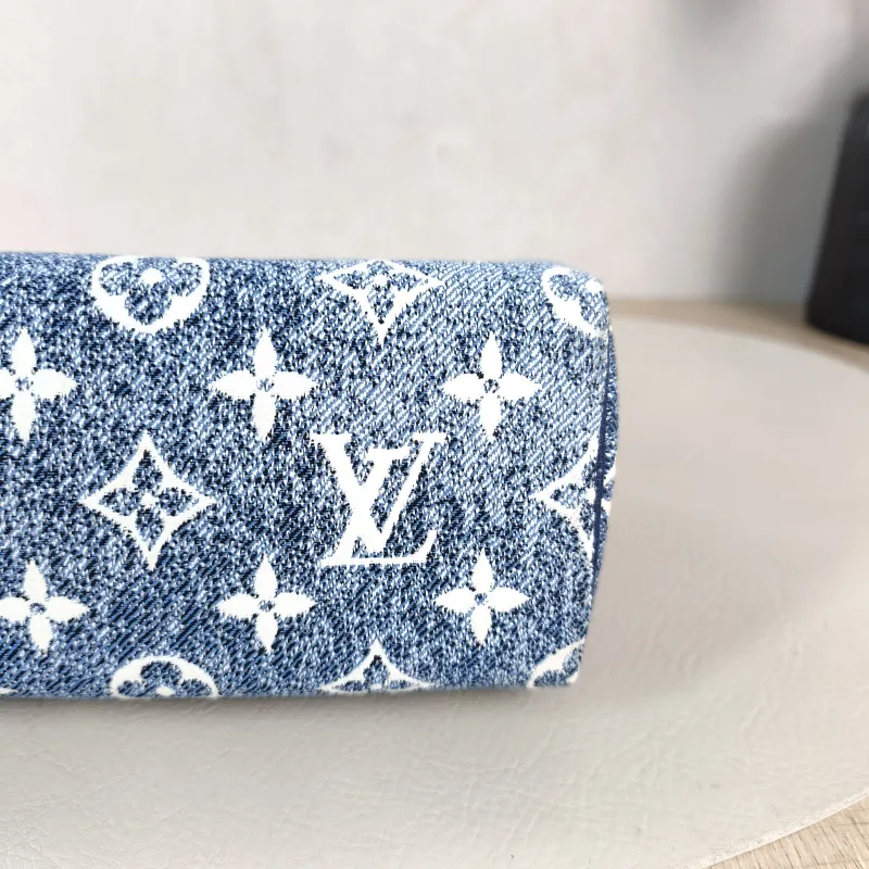 Louis Vuitton Crossbody Bag Speedy Nano Blue nano 16 × 7.5 × 10 cm — detail view 7 of 10