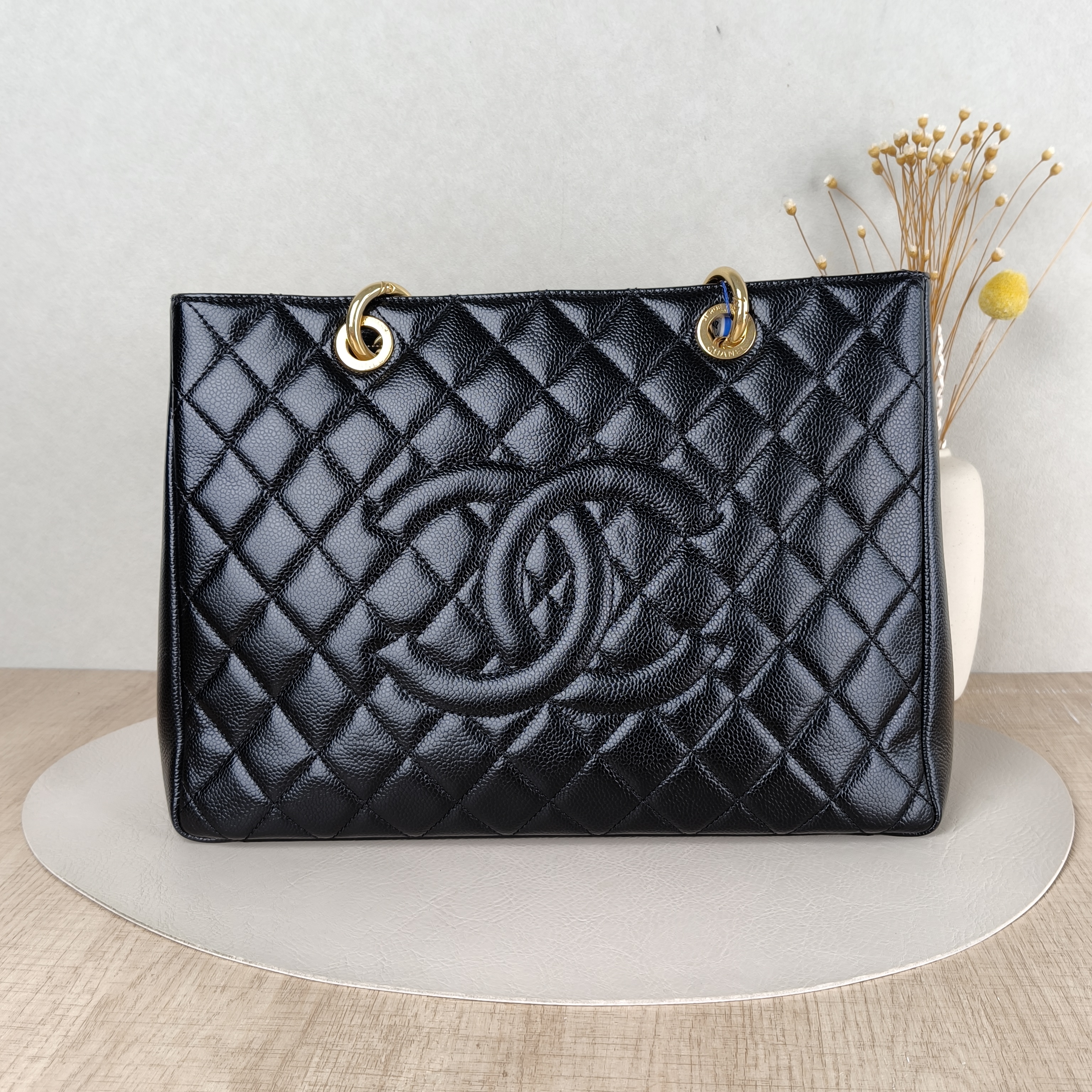 Chanel Shoulder Bag Grand Shopping Tote​ GST Shopping Tote Black Grained Calfskin Large33 × 13 × 24 cm