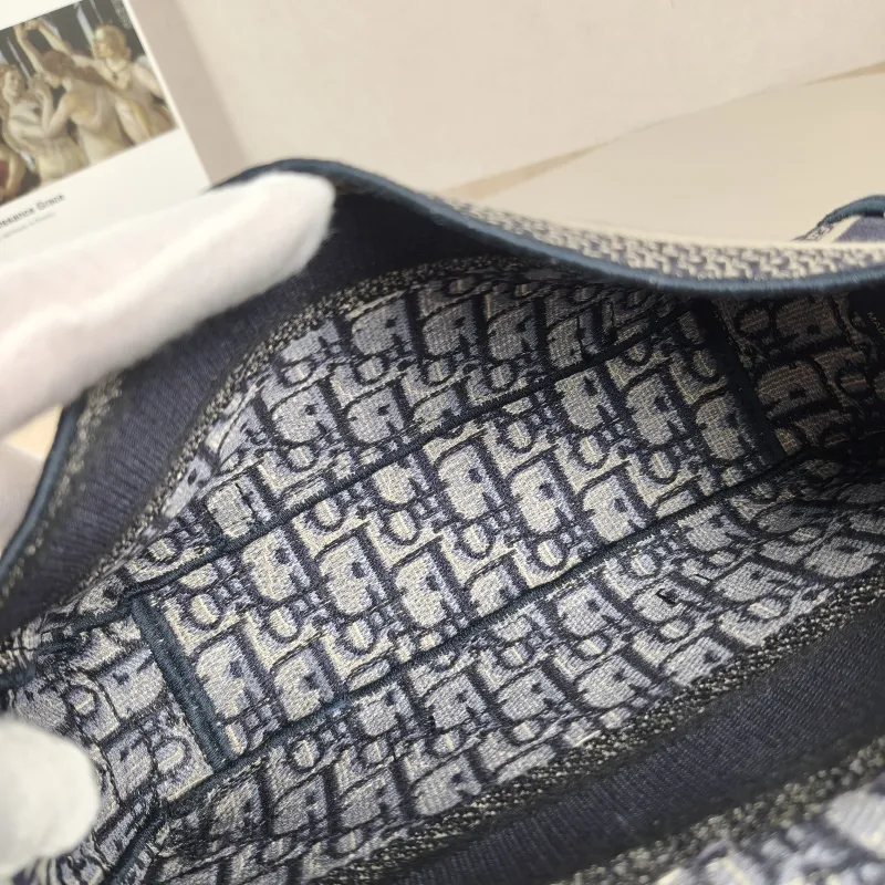 DIOR Crossbody Bag camp Messenger Bag Blue Canvas Small 23 × 8 × 15 cm — detail view 6 of 11
