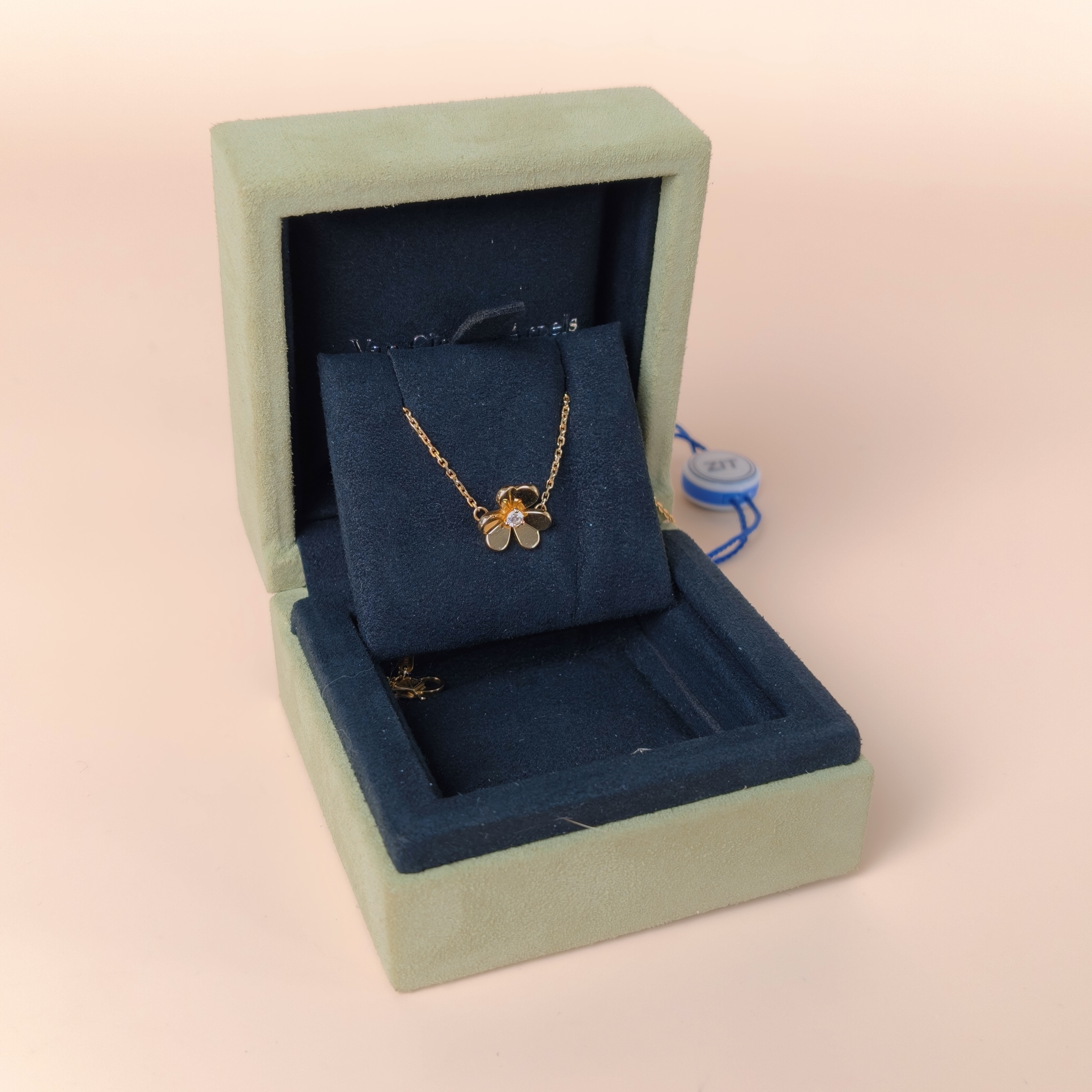 Van Cleef & Arpels Bracelet Frivole Collection Yellow Gold 18KY ellow Gold Diamondmini17.5cm — cover view 9 of 11