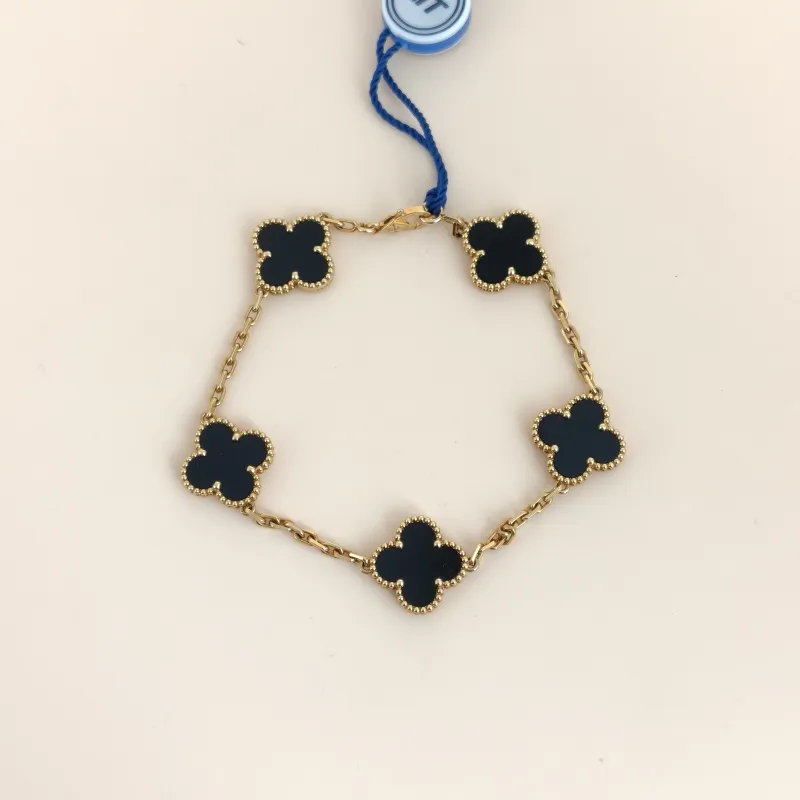 Van Cleef & Arpels Bracelet Alhambra Alhambra Collection Five-Motif Bracelet 18KY ellow Gold1.5 × 1.5 × 19 cm
