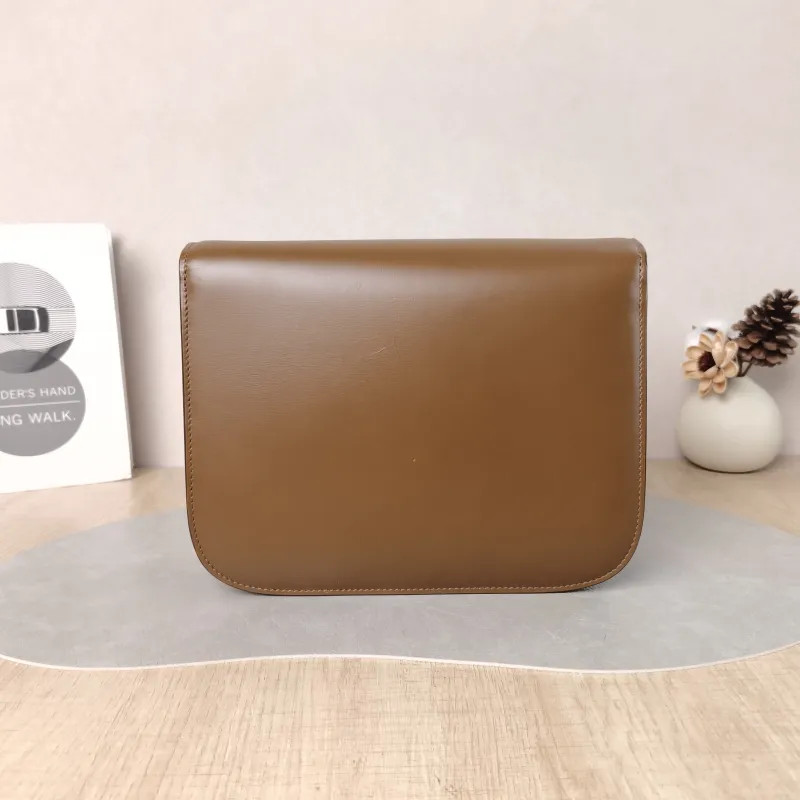 CELINE Crossbody Bag Classic Box CC alfskin Medium 24 × 7 × 18 cm — cover view 2 of 6